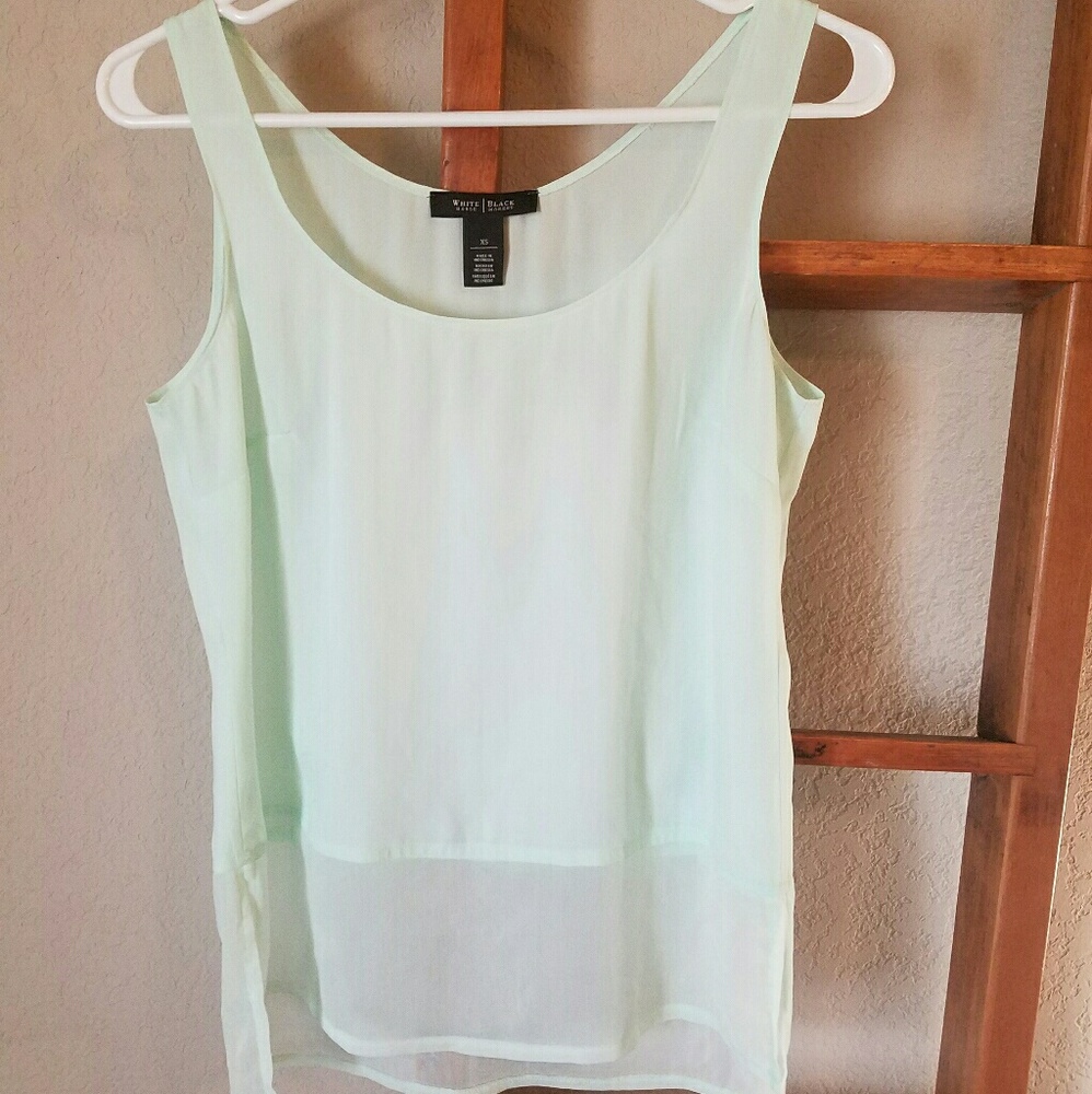 *CLEARANCE*White House Black Market Tank Top